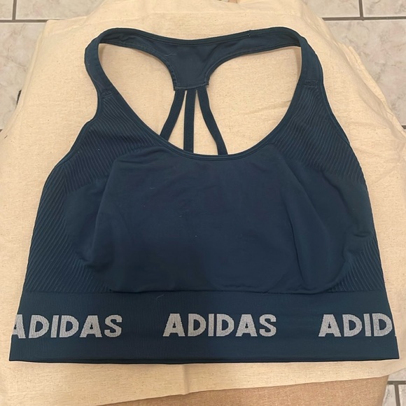 Adidas Women’s training branded Aeroknit Bra - Picture 3 of 7
